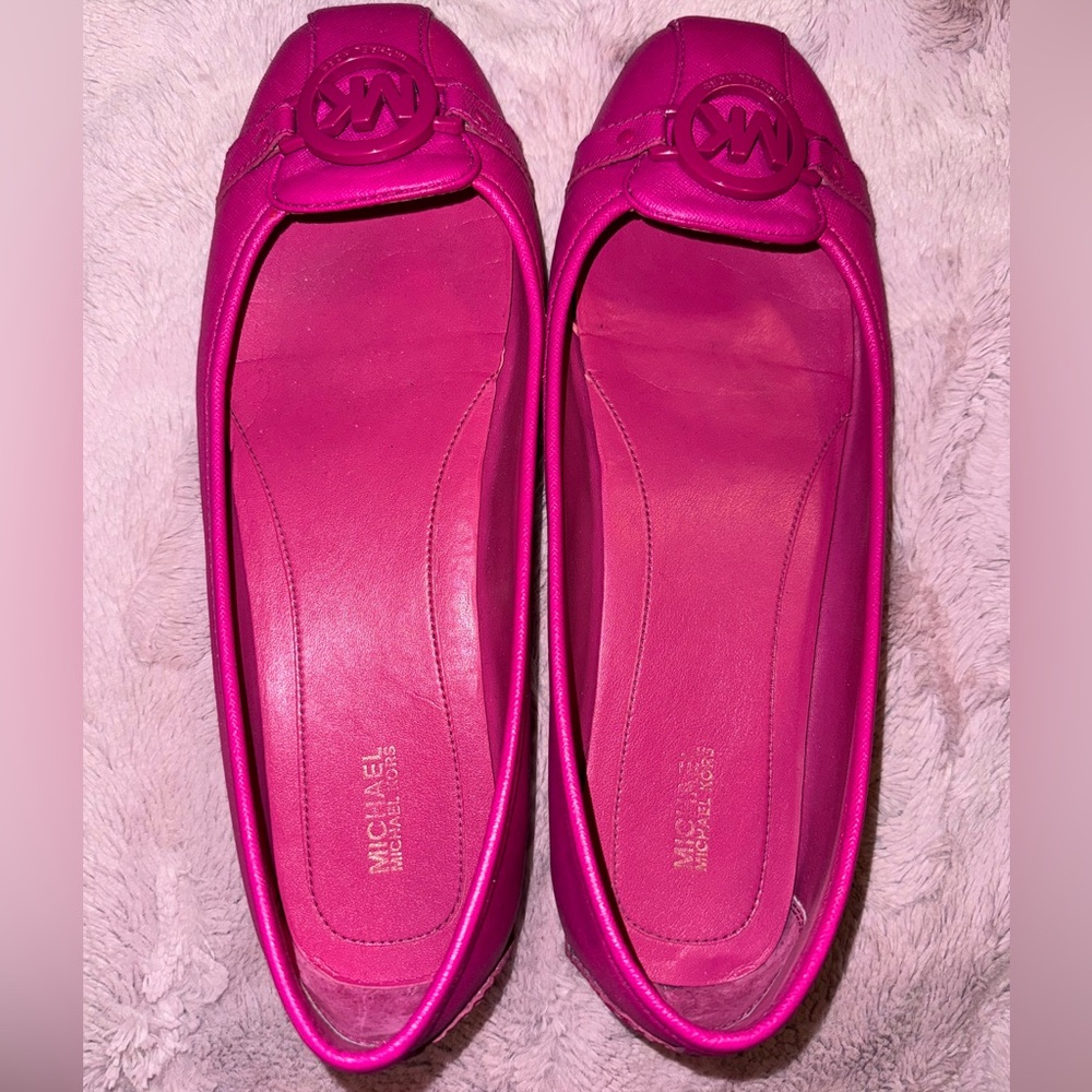Michael Kors pink slip on shoes